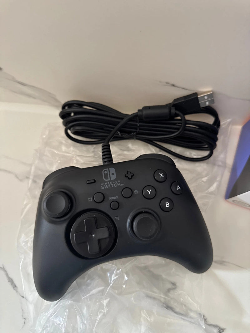 Controller Nintendo Switch Horipad nuovo con filo bigeshop