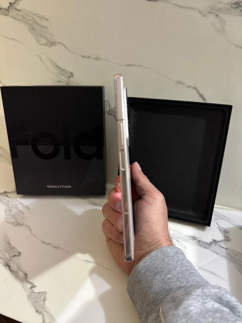 Samsung Galaxy Z fold 4 cream ( 256gb) nuovo samsung